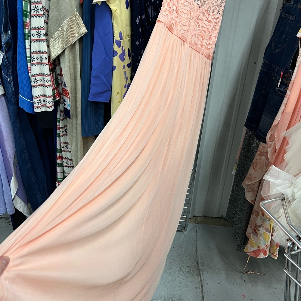 David's Bridal Coral Lace Prom Dress - Picture 5 of 6